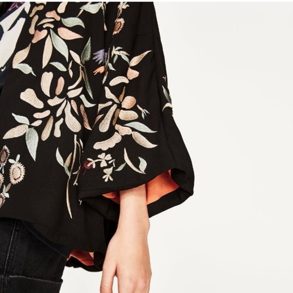 Zara Floral Embroidered Kimono - Picture 7 of 7